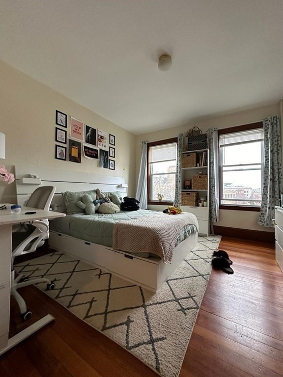 4 bed, 2 bath apartment for rent at 33 Calumet St Unit 2, Mission Hill — photo 5 of 14