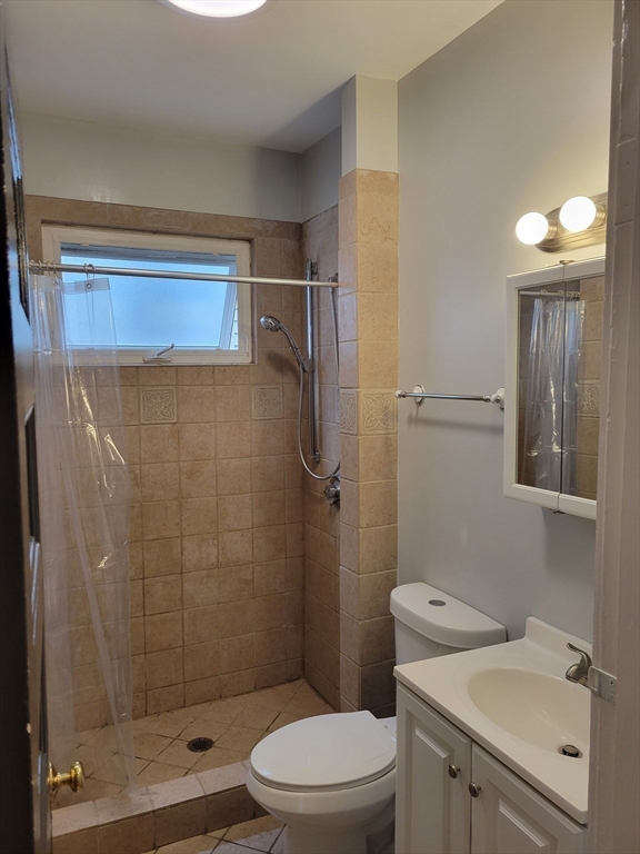4 bed, 2 bath apartment for rent at 33 Calumet St Unit 3, Mission Hill — photo 10 of 15