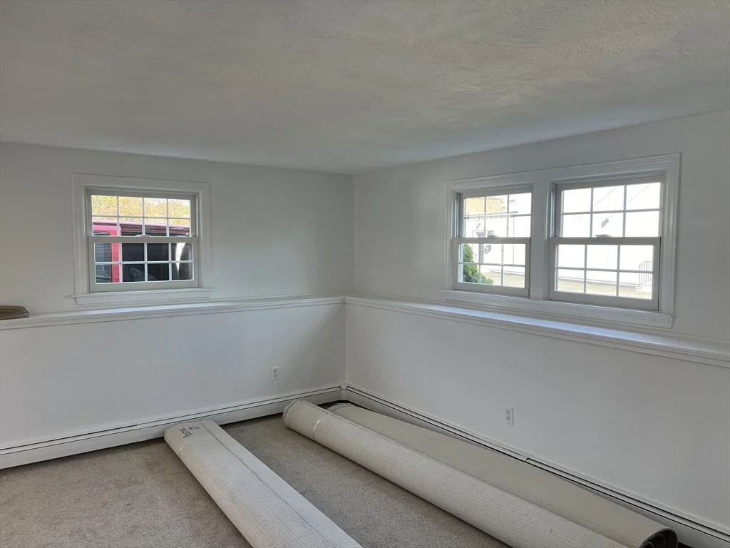 1 bed, 1 bath apartment for rent at 33 Central St Unit 1, Winthrop — photo 8 of 11