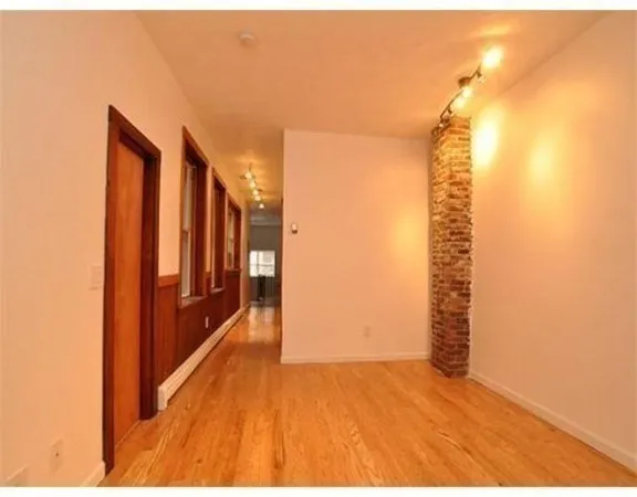 1 bed, 1 bath apartment for rent at 33 Charter St Unit 1, North End — photo 10 of 15