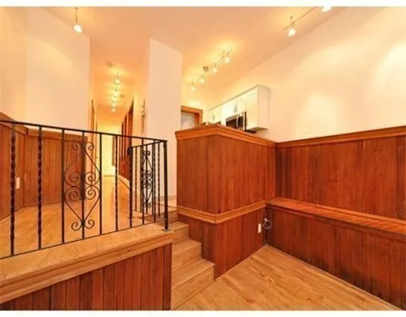 1 bed, 1 bath apartment for rent at 33 Charter St Unit 1, North End — photo 5 of 15