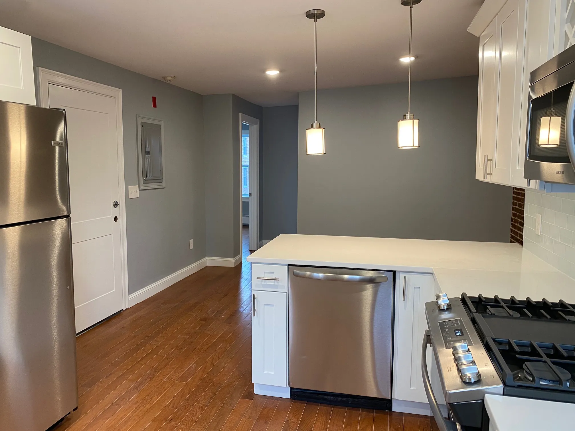 2 bed, 1 bath apartment for rent at 33 Chelsea St Unit 3b, East Boston — photo 3 of 18