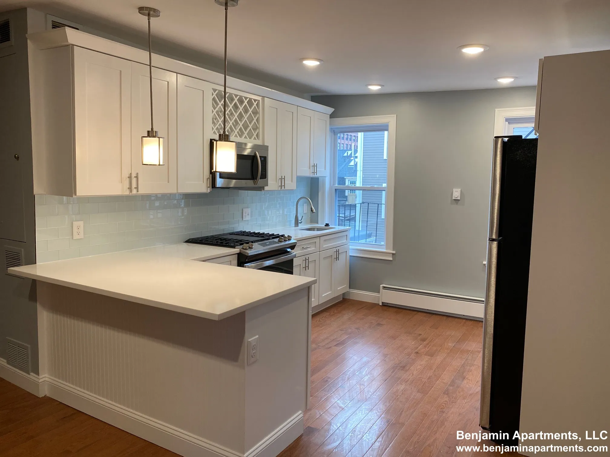 2 bed, 1 bath apartment for rent at 33 Chelsea St Unit 4, East Boston — photo 2 of 18