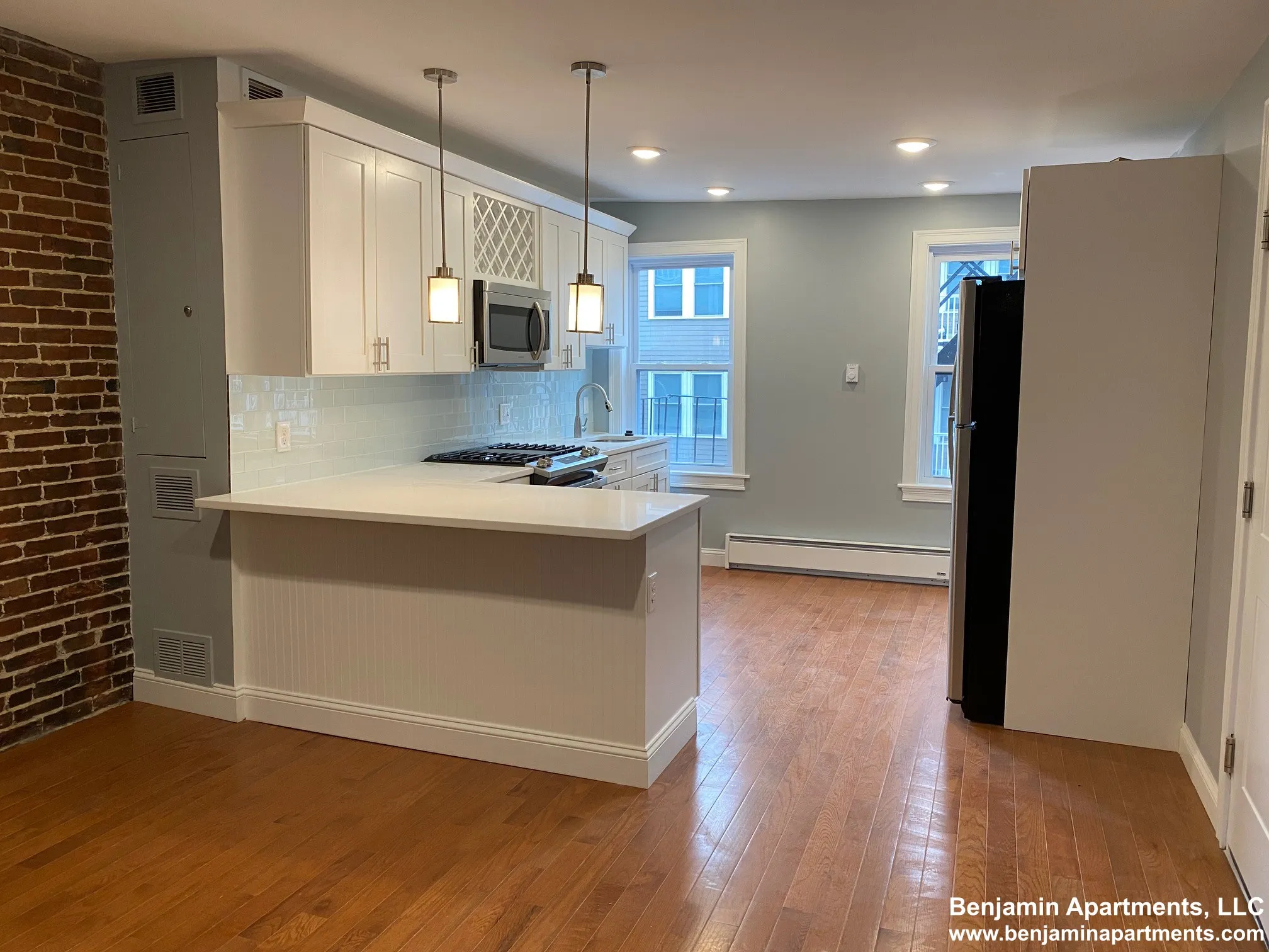 2 bed, 1 bath apartment for rent at 33 Chelsea St Unit 4, East Boston