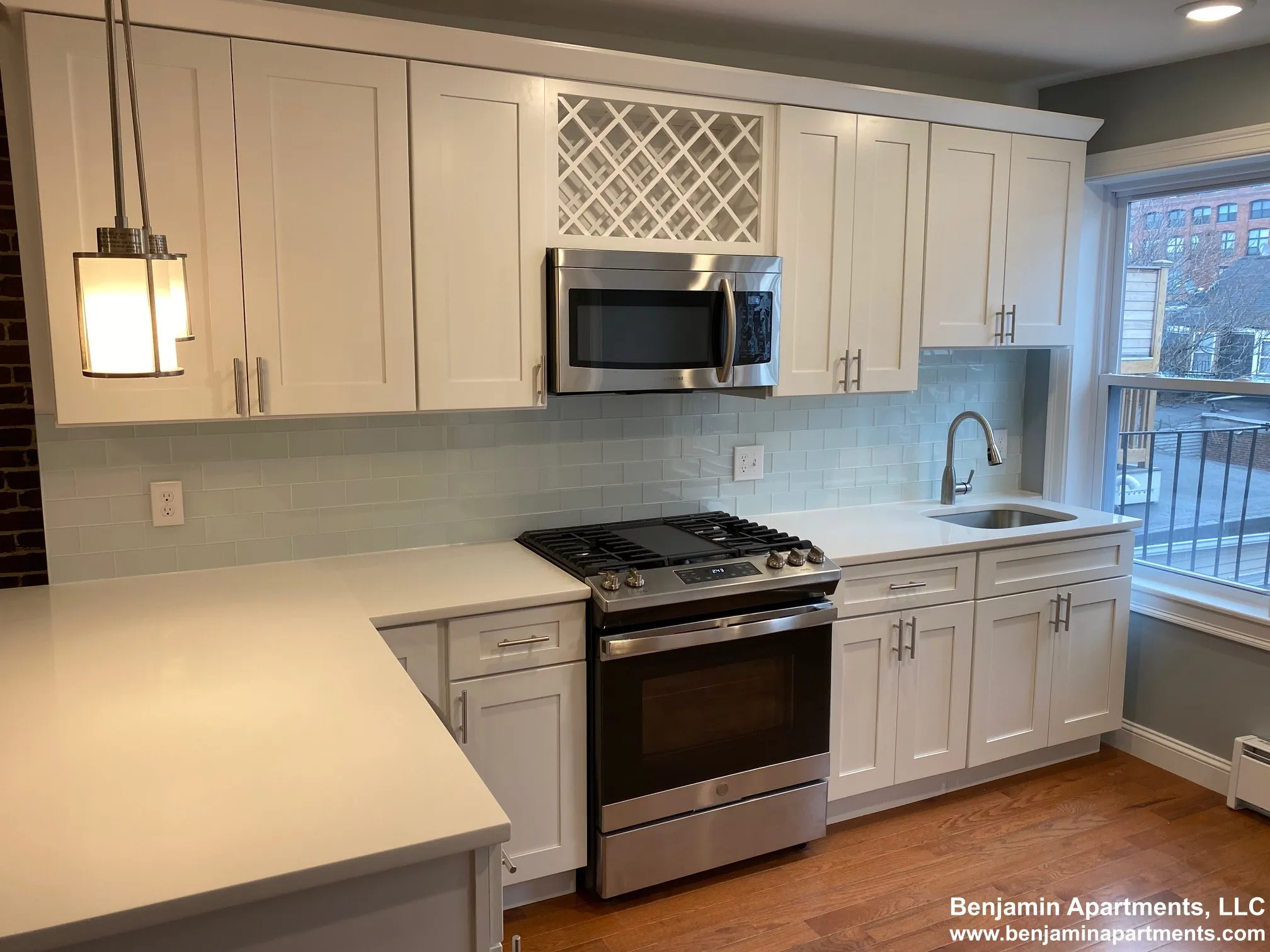 2 bed, 1 bath apartment for rent at 33 Chelsea St Unit 4, East Boston — photo 3 of 18
