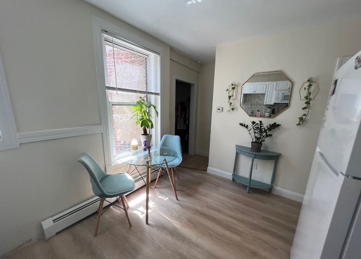 1 bed, 1 bath apartment for rent at 33 Chelsea Ter Unit 1R, East Boston — photo 3 of 9