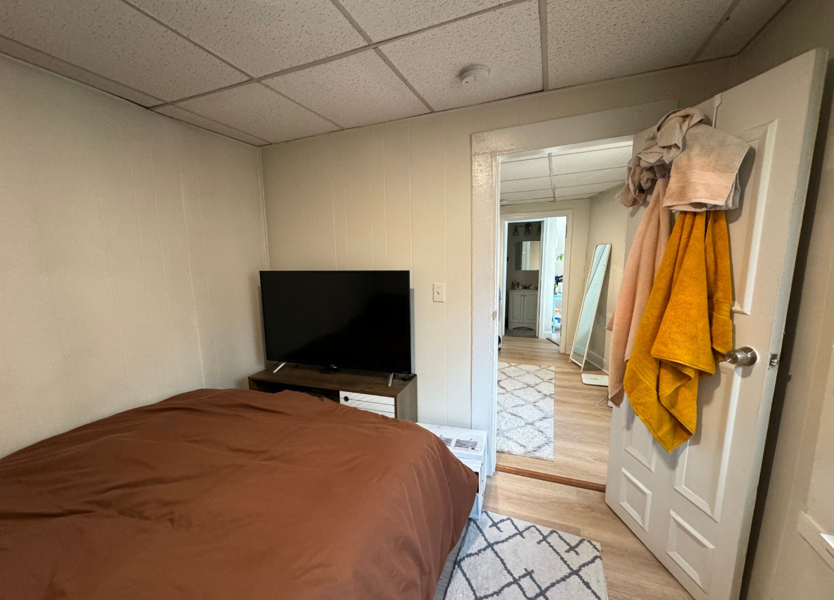 1 bed, 1 bath apartment for rent at 33 Chelsea Ter Unit 1R, East Boston — photo 6 of 9