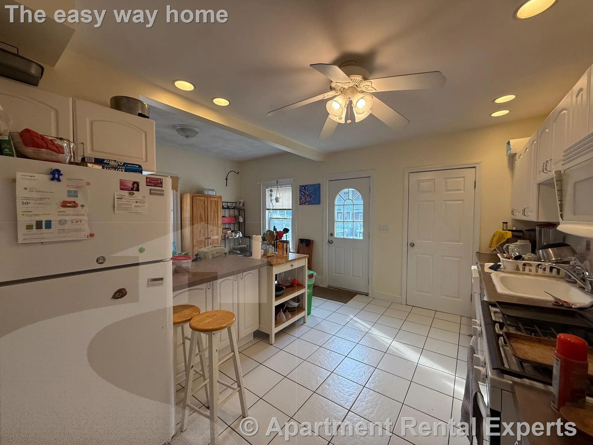 3 bed, 1 bath apartment for rent at 33 Clayton Ave, Ball Square — photo 17 of 17