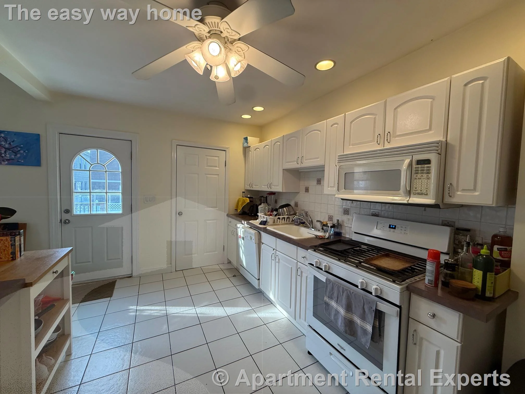 3 bed, 1 bath apartment for rent at 33 Clayton Ave, Ball Square — photo 13 of 17