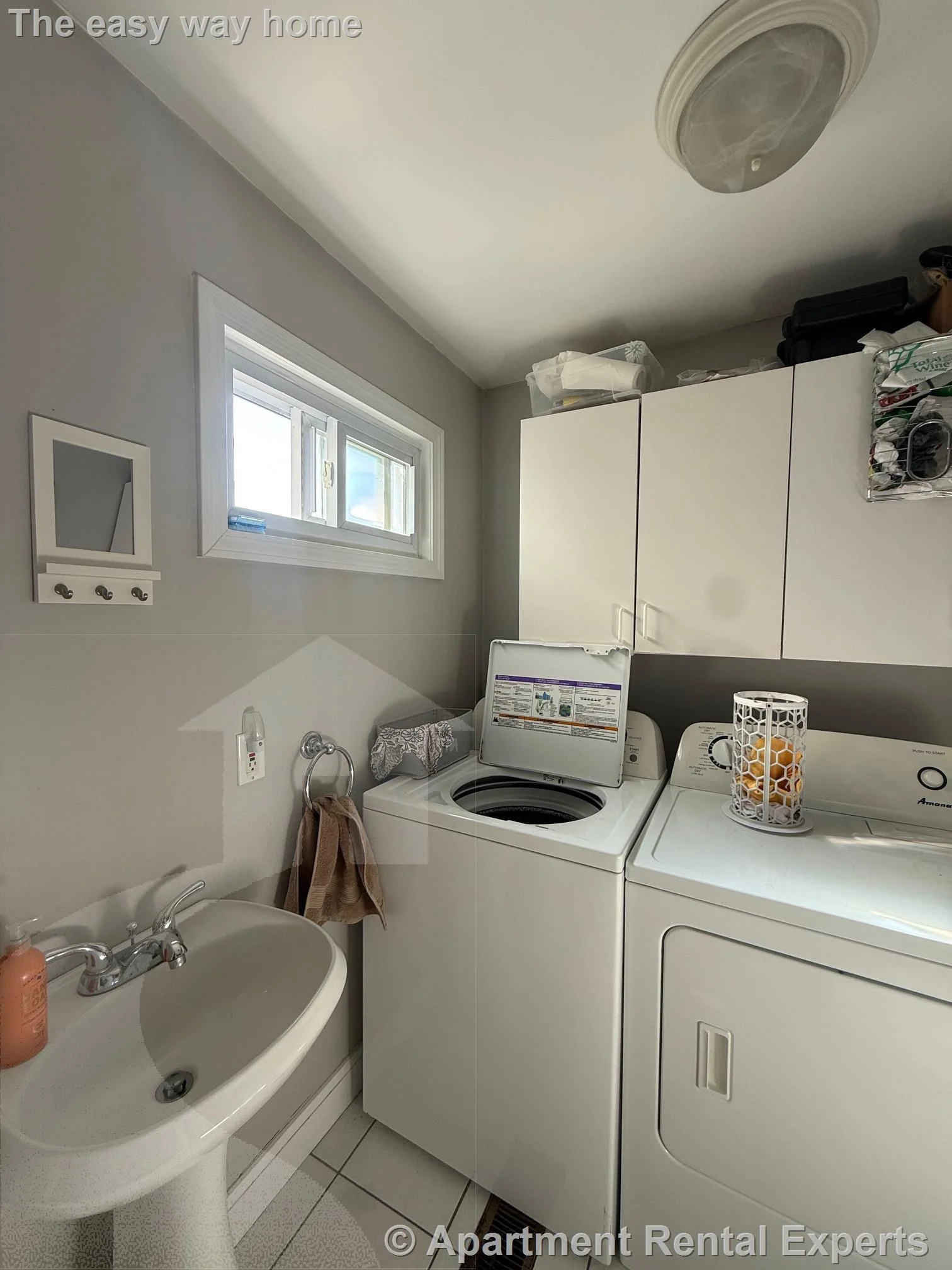 3 bed, 1 bath apartment for rent at 33 Clayton Ave, Ball Square — photo 11 of 17
