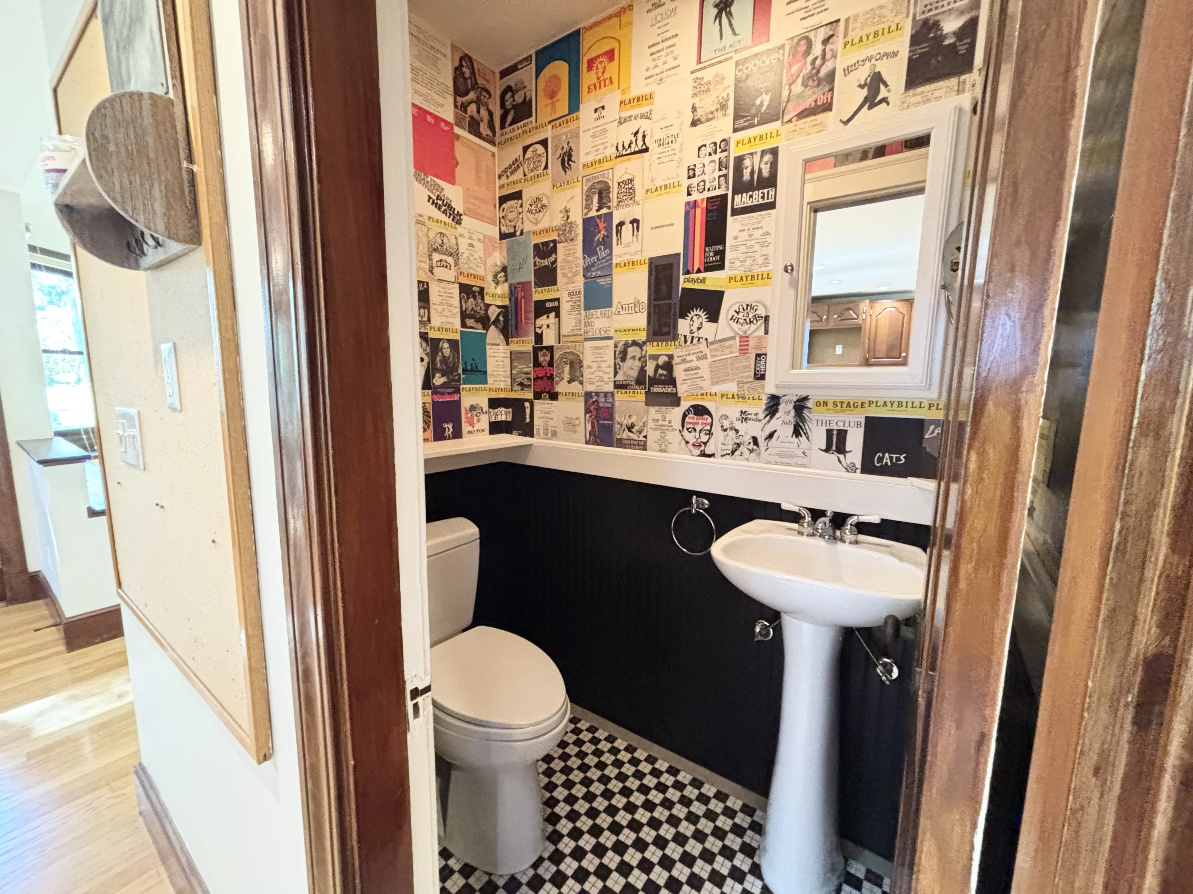 3 bed, 2.5 bath apartment for rent at 33 Clearwater Rd Unit 1, Chestnut Hill — photo 6 of 19