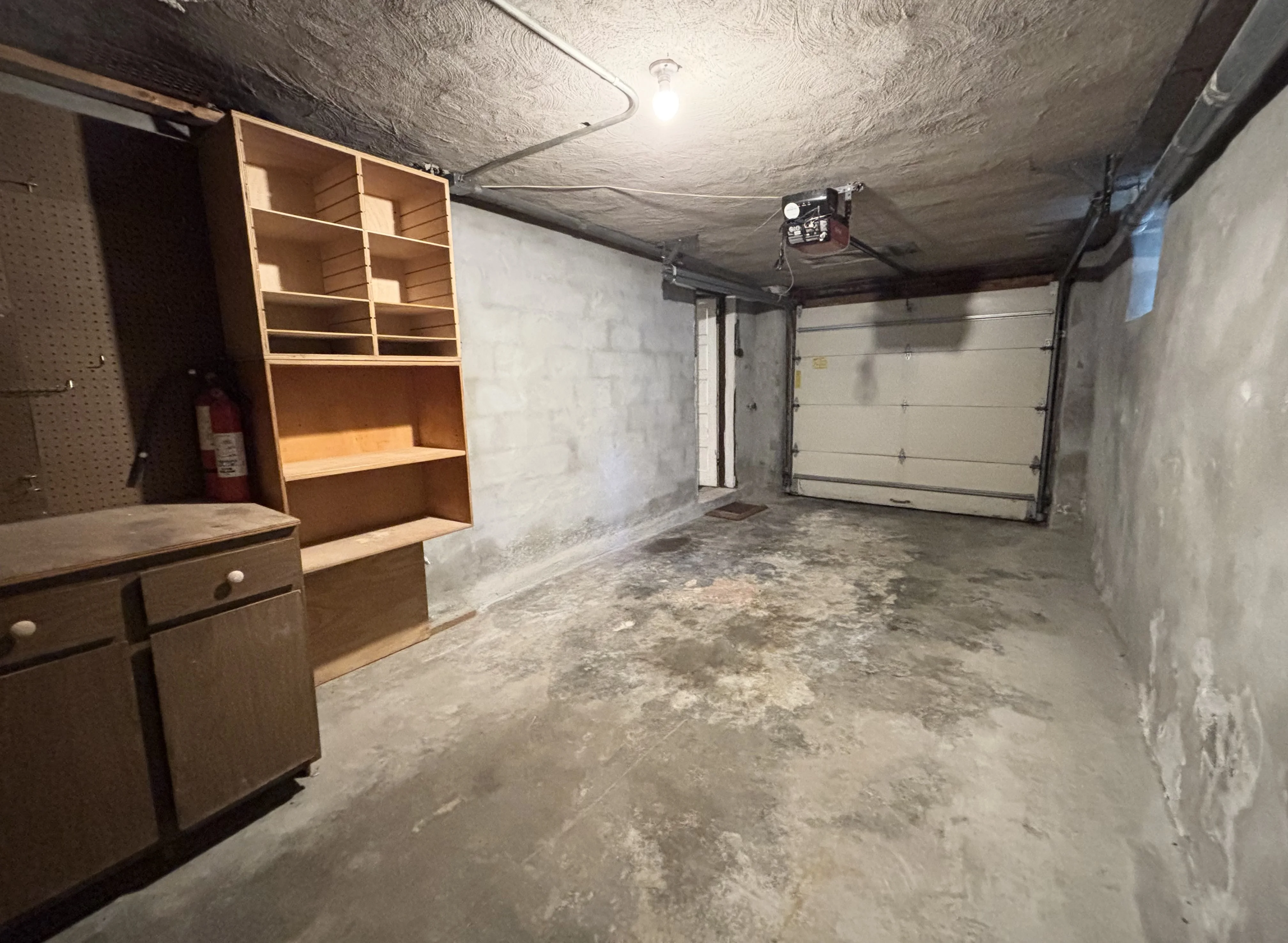 3 bed, 2.5 bath apartment for rent at 33 Clearwater Rd Unit 1, Chestnut Hill — photo 19 of 19