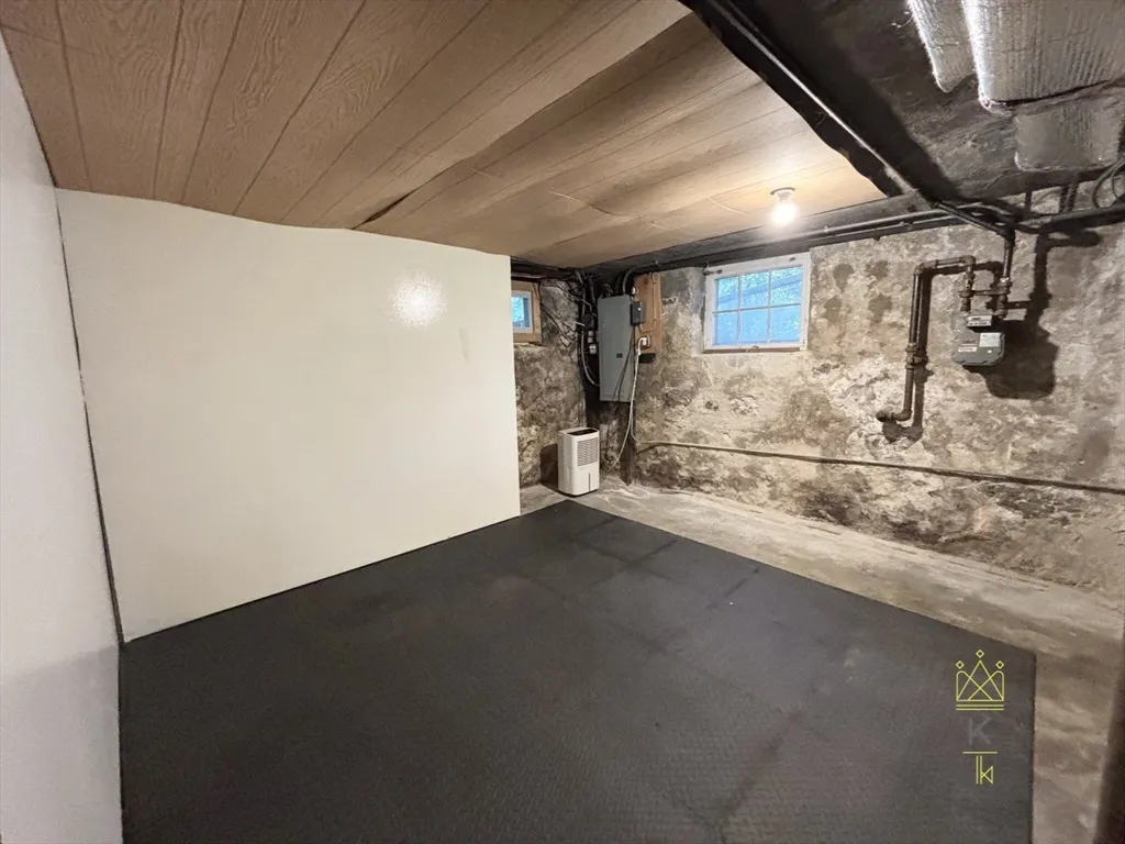 3 bed, 2 bath apartment for rent at 33 Clearwater Rd Unit 33, Chestnut Hill — photo 21 of 22