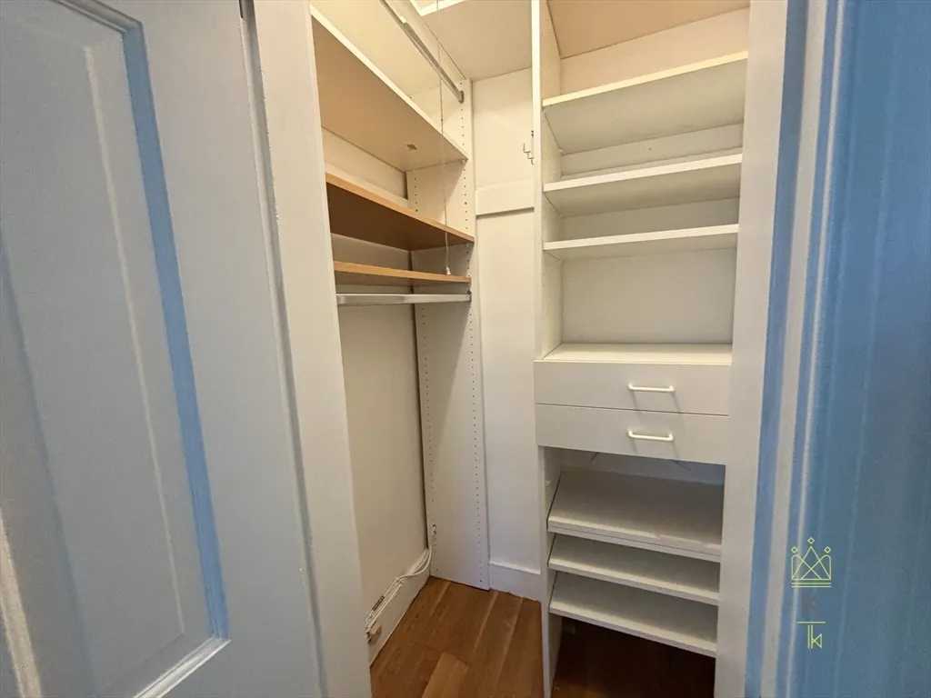 3 bed, 2 bath apartment for rent at 33 Clearwater Rd Unit 33, Chestnut Hill — photo 14 of 22