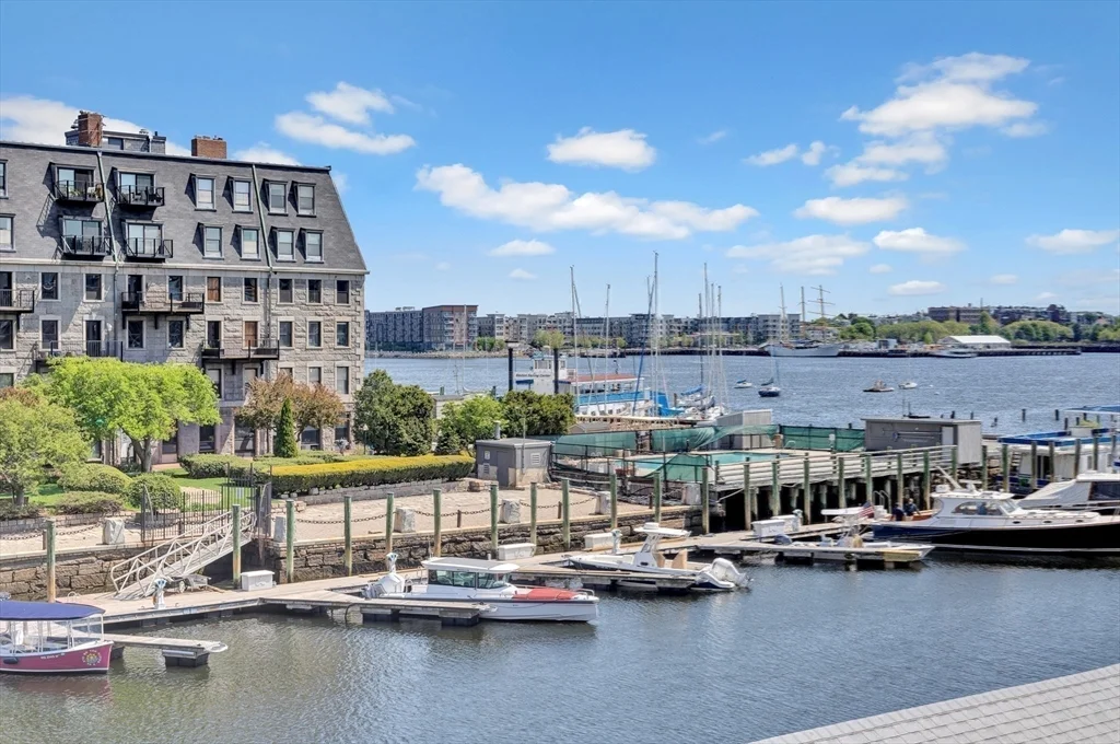 2 bed, 1 bath apartment for rent at 33 Commercial Wharf Unit 32, Boston Downtown — photo 22 of 26