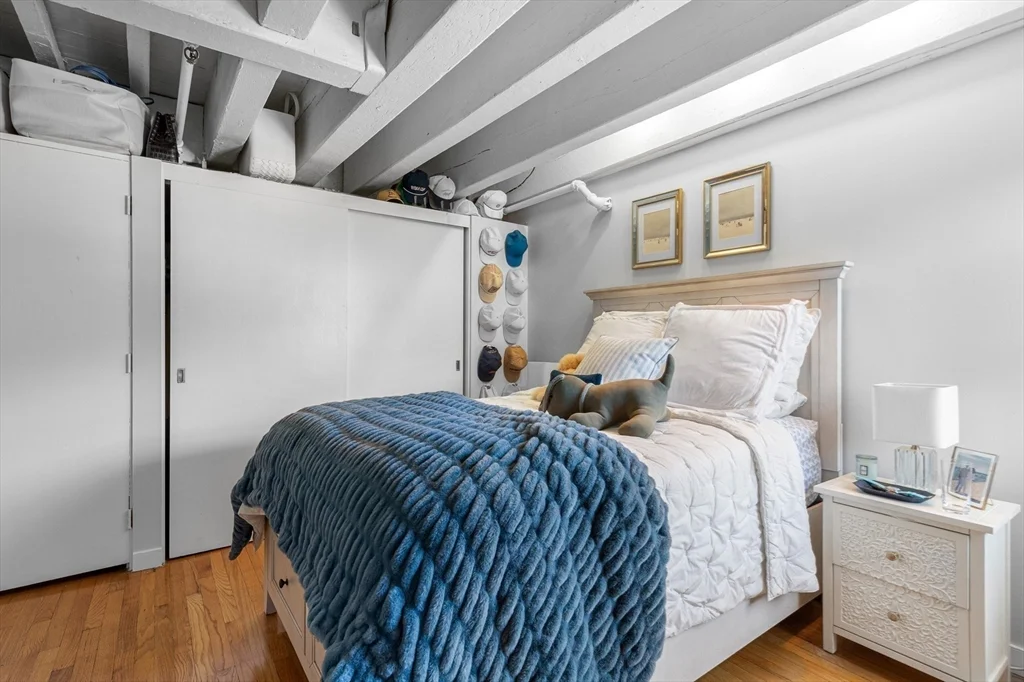 2 bed, 1 bath apartment for rent at 33 Commercial Wharf Unit 32, Boston Downtown — photo 18 of 26