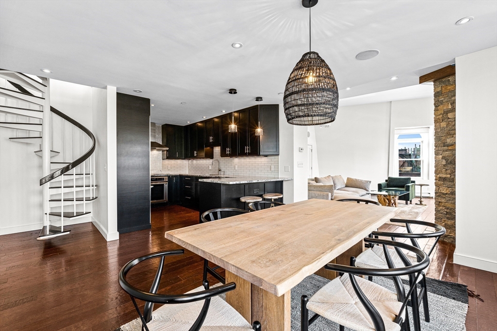 2 bed, 2 bath apartment for rent at 33 Commercial Wharf Unit 52, Waterfront — photo 9 of 30