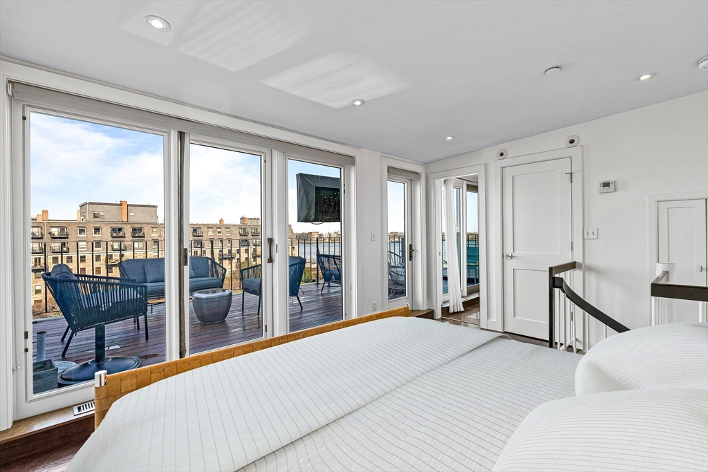2 bed, 2 bath apartment for rent at 33 Commercial Wharf Unit 52, Waterfront — photo 17 of 30