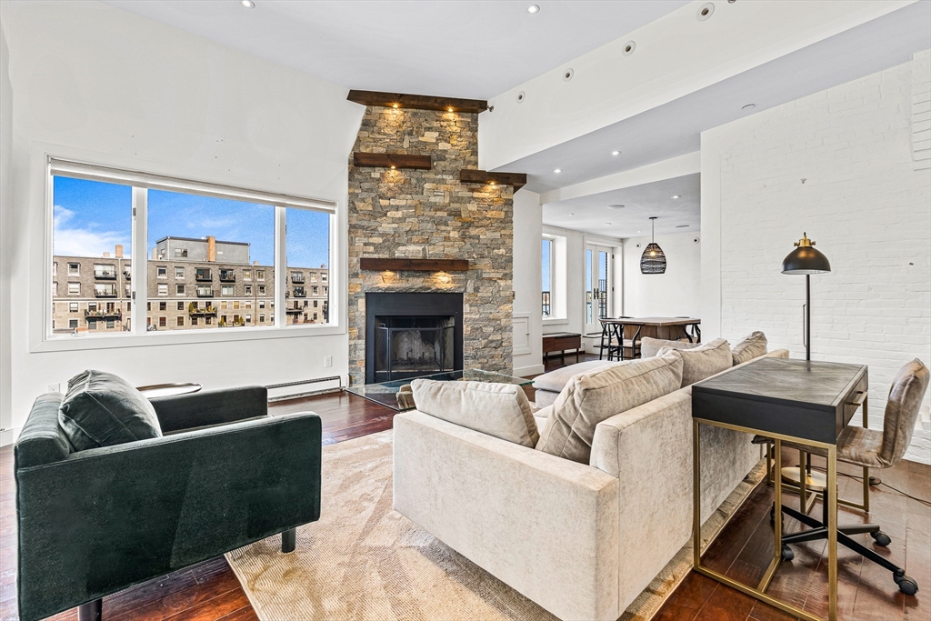 2 bed, 2 bath apartment for rent at 33 Commercial Wharf Unit 52, Waterfront — photo 1 of 30