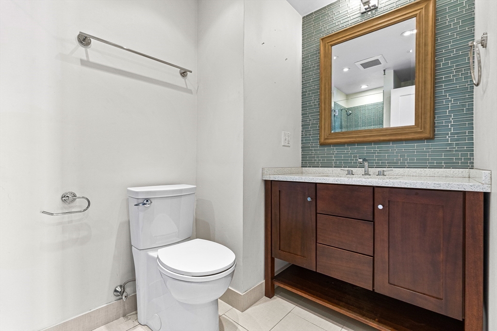 2 bed, 2 bath apartment for rent at 33 Commercial Wharf Unit 52, Waterfront — photo 21 of 30
