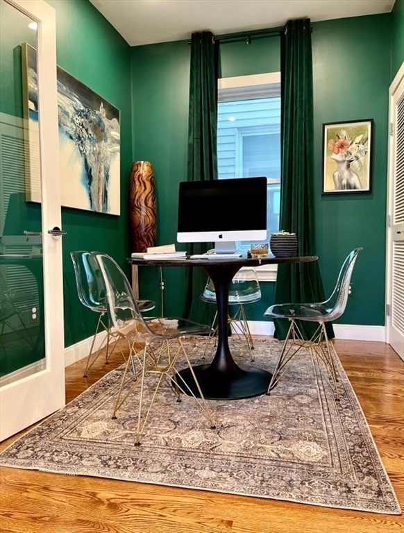 2 bed, 2.5 bath apartment for rent at 33 Condor St Unit 2, Eagle Hill — photo 3 of 12