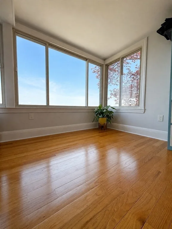 4 bed, 2 bath apartment for rent at 33 Ct Unit 2, Winthrop — photo 21 of 36