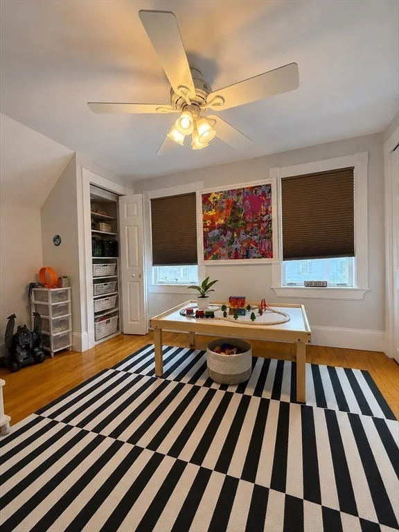 4 bed, 2 bath apartment for rent at 33 Ct Unit 2, Winthrop — photo 36 of 36