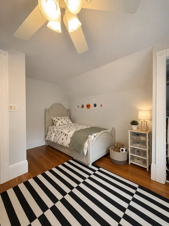 4 bed, 2 bath apartment for rent at 33 Ct Unit 2, Winthrop — photo 35 of 36