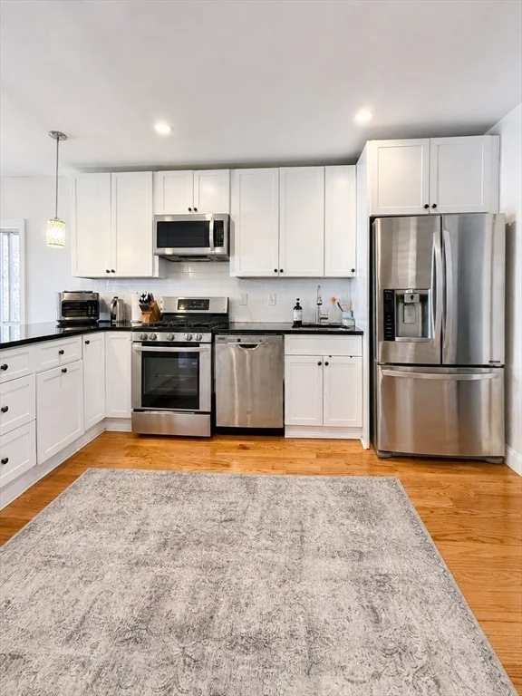 4 bed, 2 bath apartment for rent at 33 Ct Unit 2, Winthrop — photo 17 of 36
