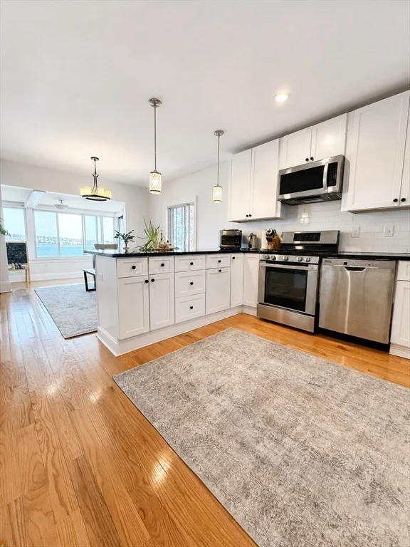 4 bed, 2 bath apartment for rent at 33 Ct Unit 2, Winthrop — photo 14 of 36