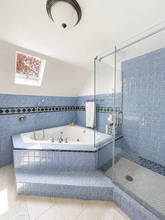 4 bed, 2 bath apartment for rent at 33 Ct Unit 2, Winthrop — photo 34 of 36