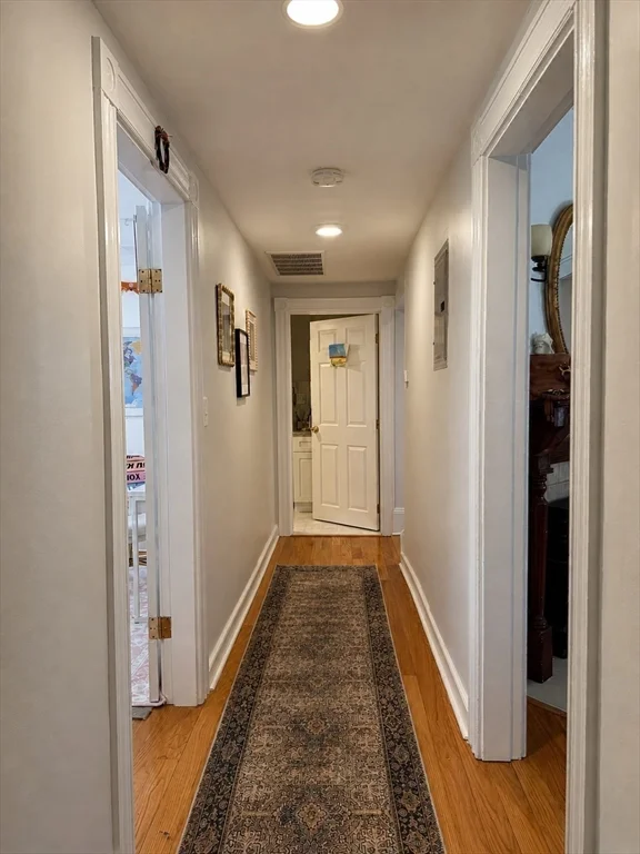 4 bed, 2 bath apartment for rent at 33 Ct Unit 2, Winthrop — photo 22 of 36