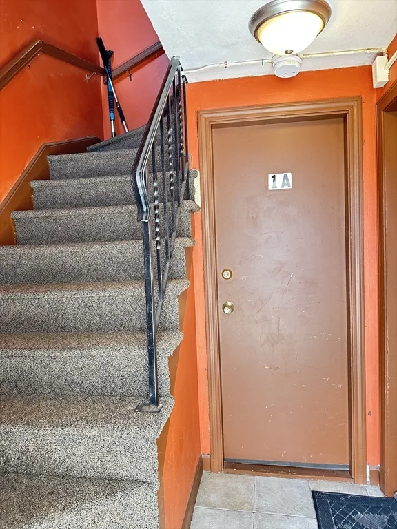 2 bed, 1 bath apartment for rent at 33 Curry Cir Unit 1-A, Swampscott — photo 3 of 20