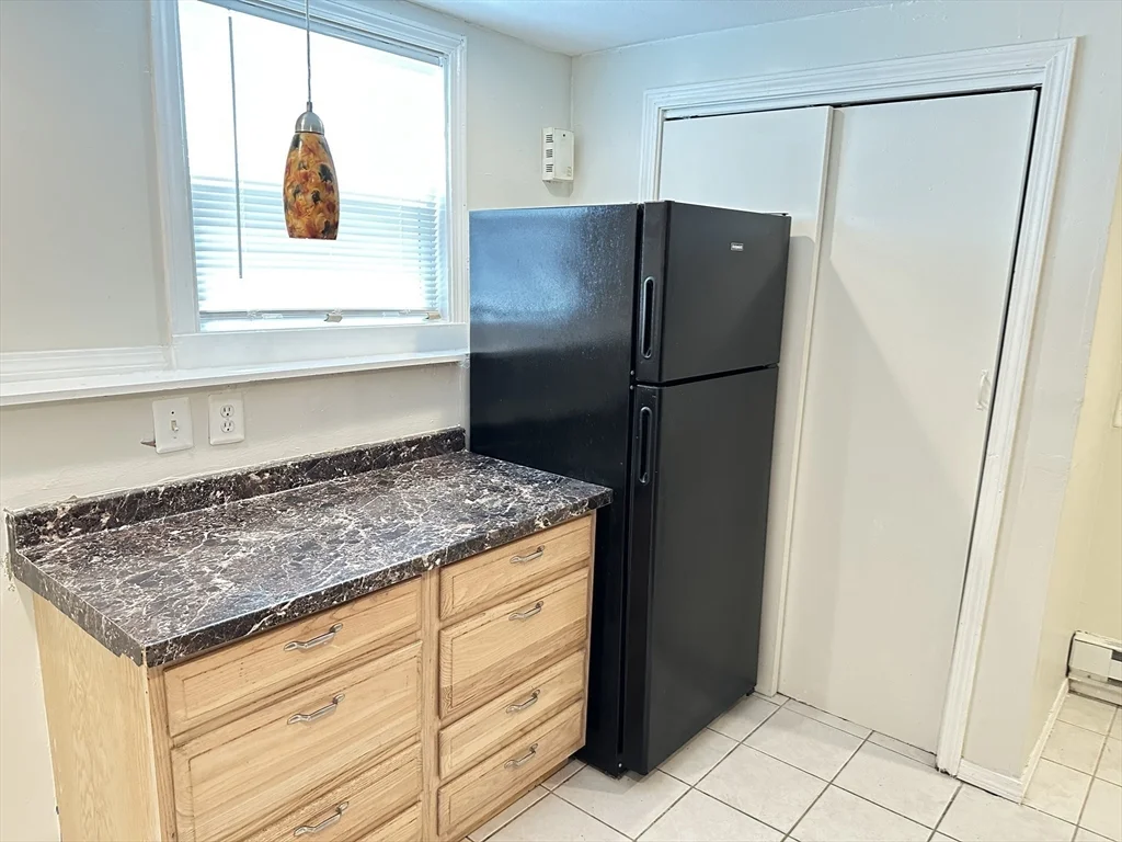 2 bed, 1 bath apartment for rent at 33 Curry Cir Unit 1-A, Swampscott — photo 18 of 20