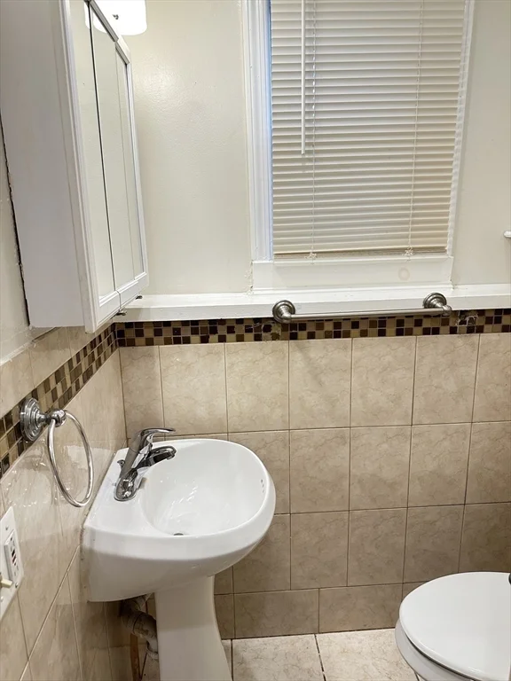 2 bed, 1 bath apartment for rent at 33 Curry Cir Unit 1-A, Swampscott — photo 20 of 20