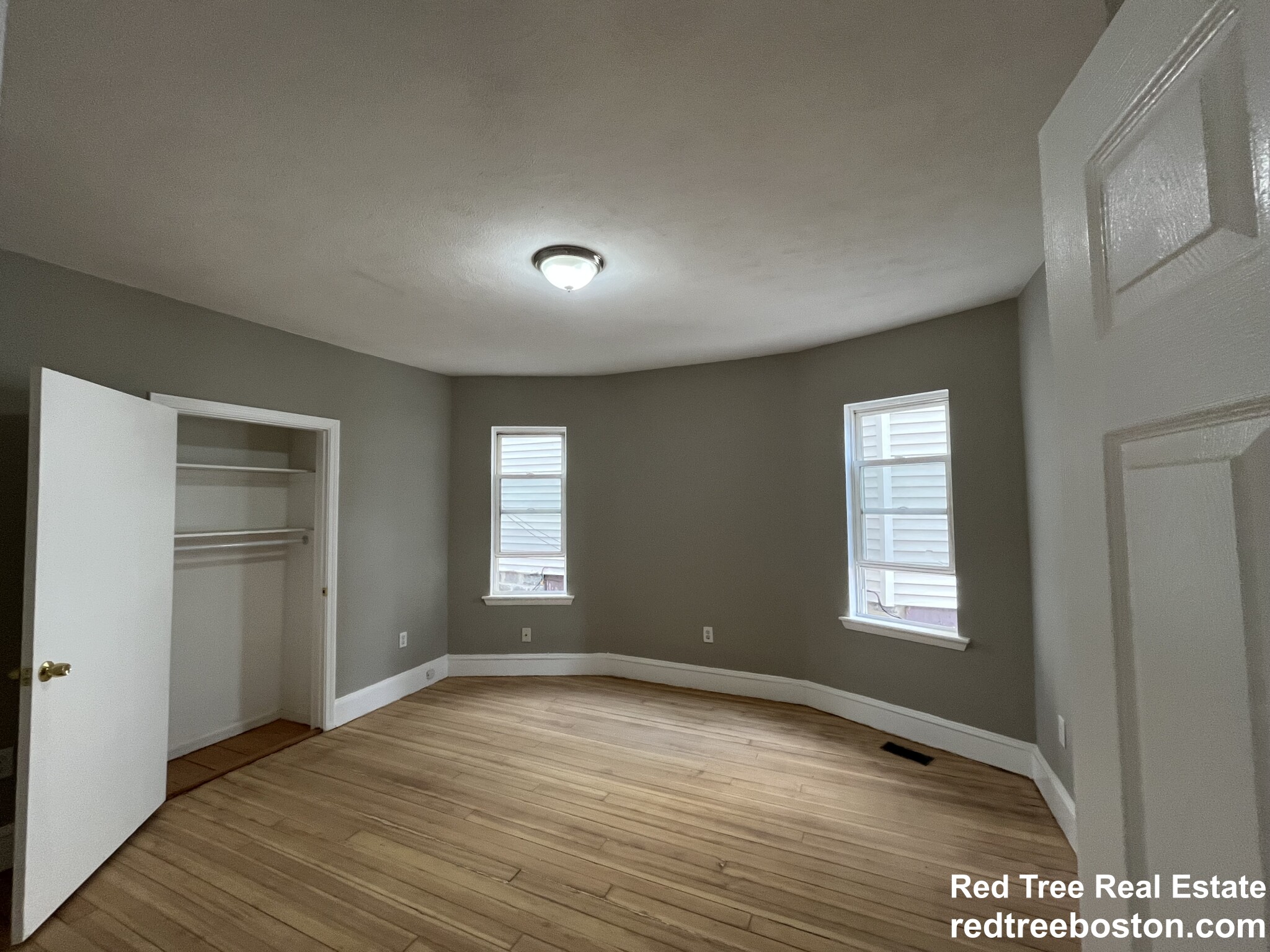 3 bed, 1 bath apartment for rent at 33 Dunlap St Unit 1, Dorchester — photo 3 of 13