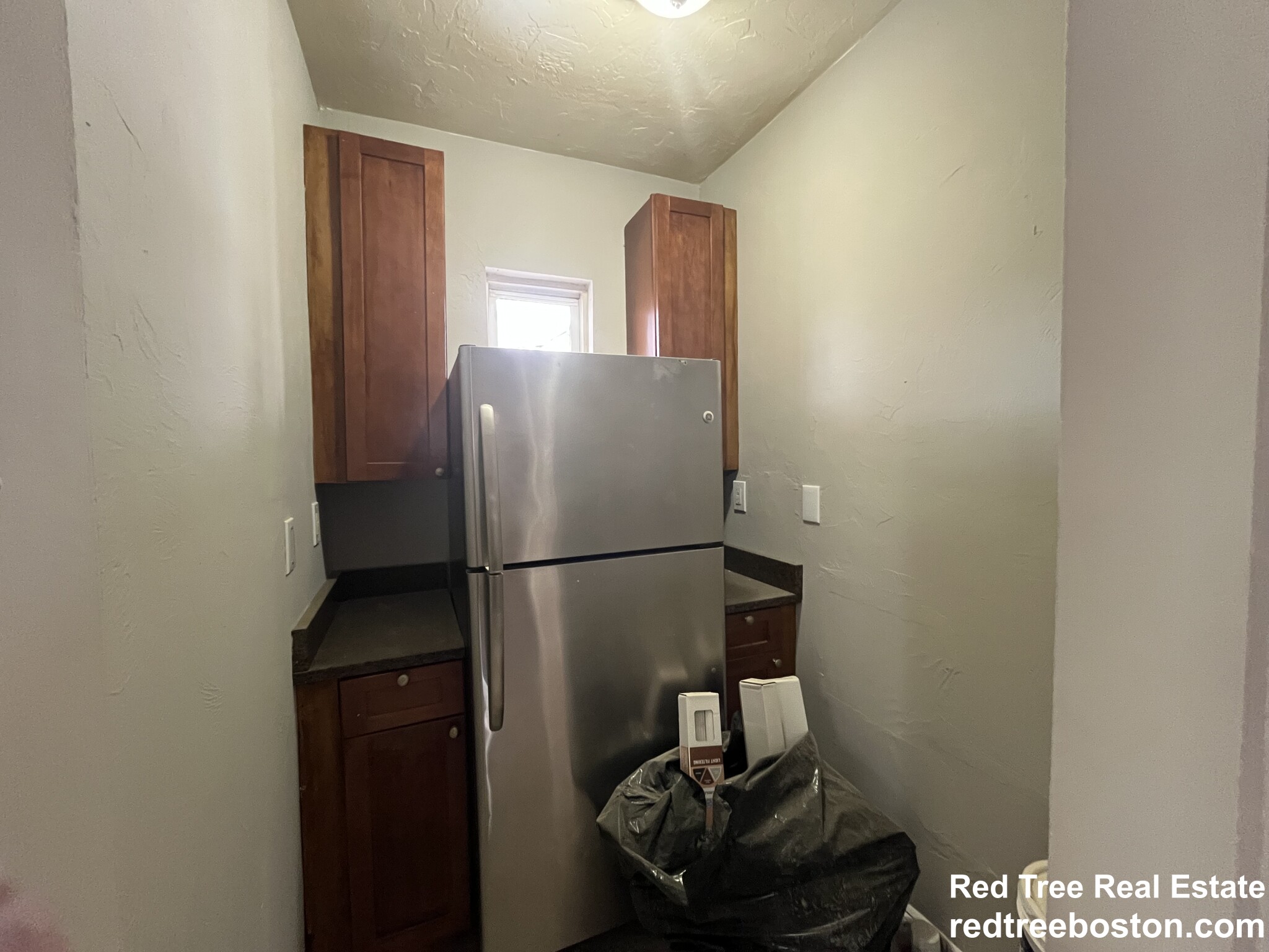 3 bed, 1 bath apartment for rent at 33 Dunlap St Unit 1, Dorchester — photo 11 of 13
