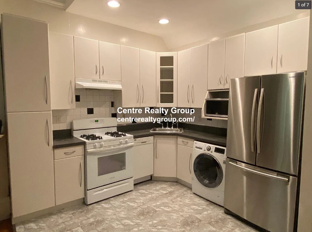 2 bed, 1 bath apartment for rent at 33 Concord St Unit 2, South End
