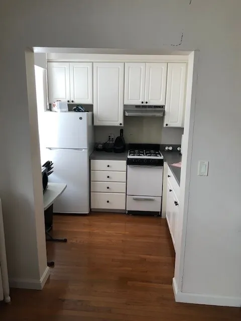 Studio bed, 1 bath apartment for rent at 33 Edgerly Rd Unit 21, Fenway