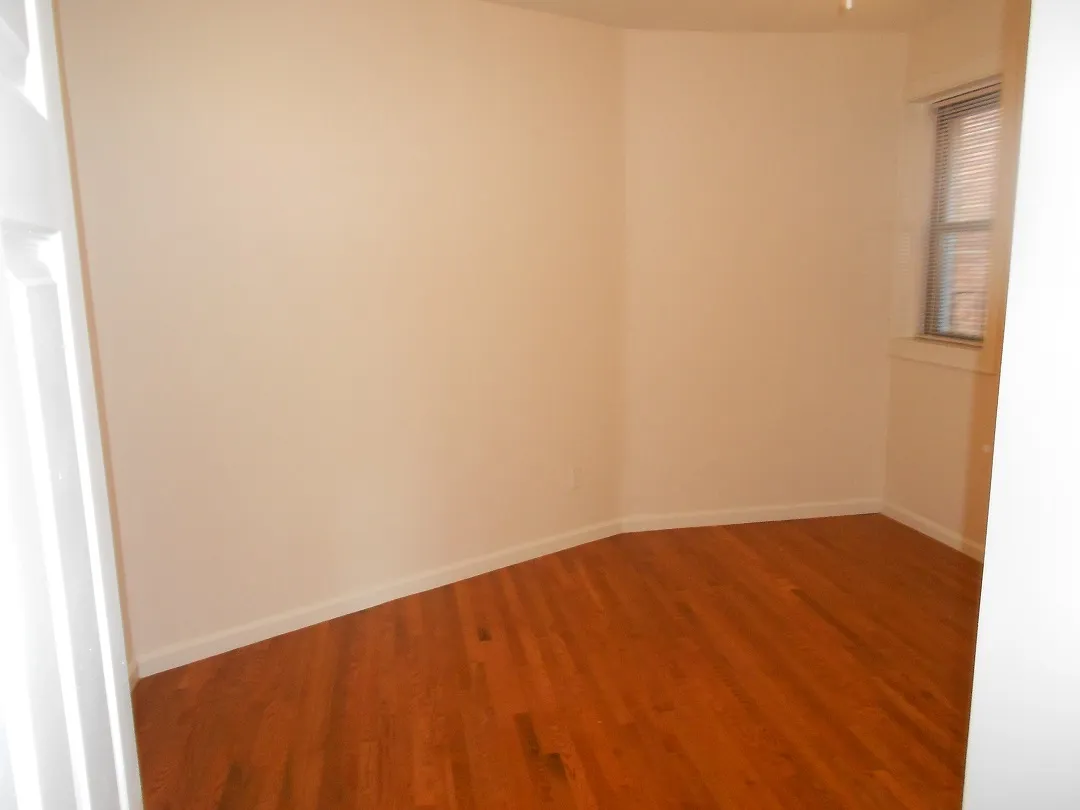 1 bed, 1 bath apartment for rent at 33 Edgerly Rd Unit 7, Fenway — photo 5 of 7