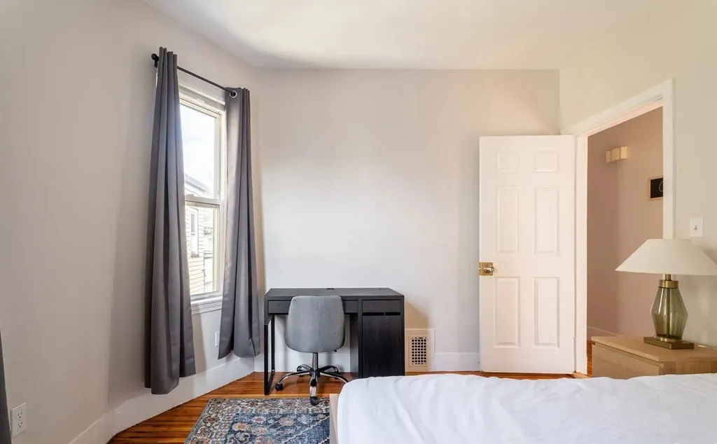 3 bed, 1 bath apartment for rent at 33 Edison Green St Unit 3, Dorchester — photo 5 of 11