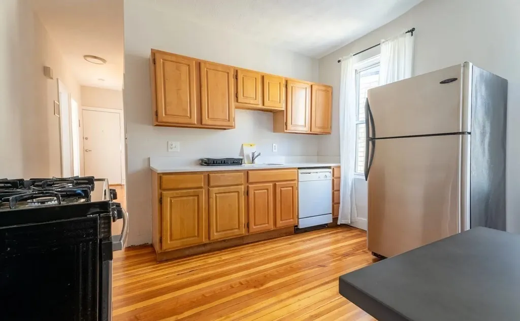 3 bed, 1 bath apartment for rent at 33 Edison Green St Unit 3, Dorchester — photo 1 of 11