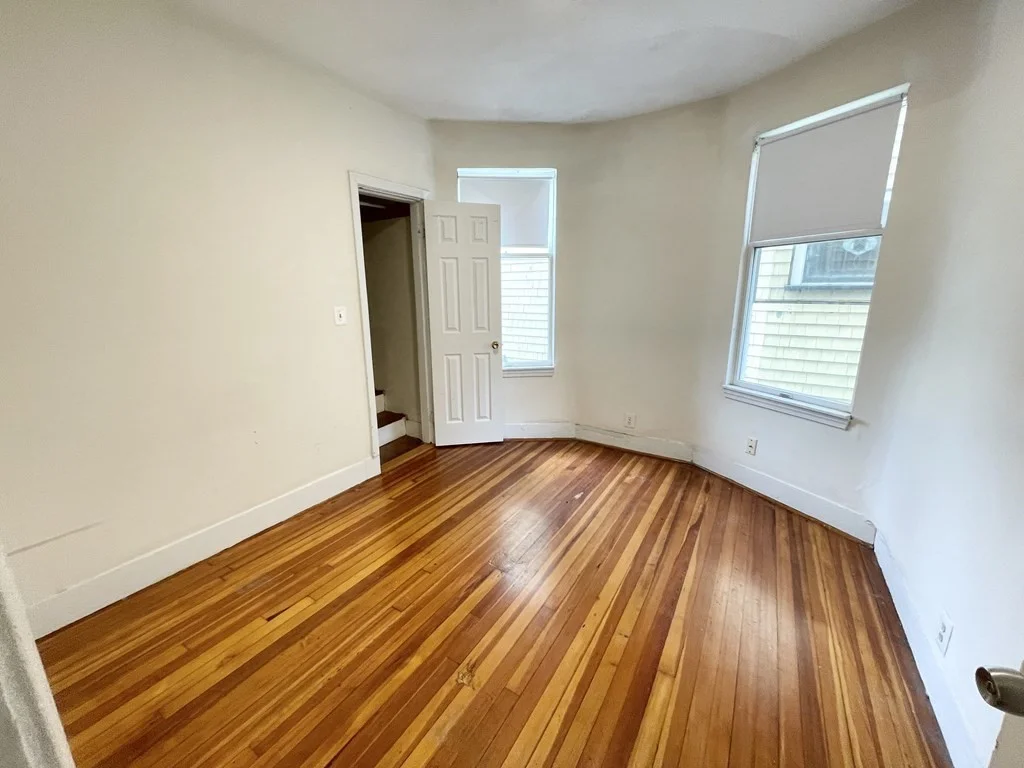 3 bed, 1 bath apartment for rent at 33 Edison Grn Unit 1, Dorchester — photo 7 of 10