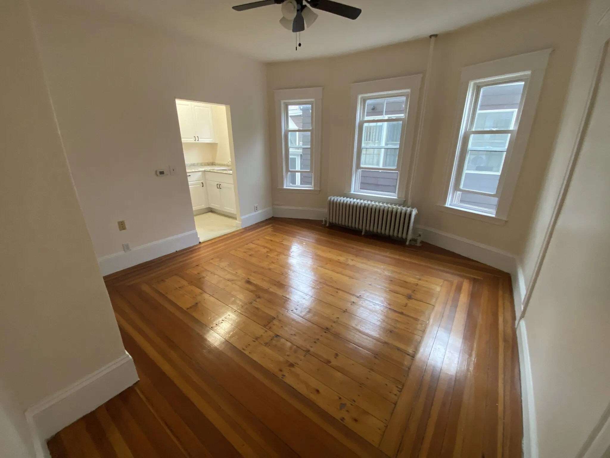 2.5 bed, 1 bath apartment for rent at 33 Everett Ave Unit 1, East Somerville — photo 17 of 23