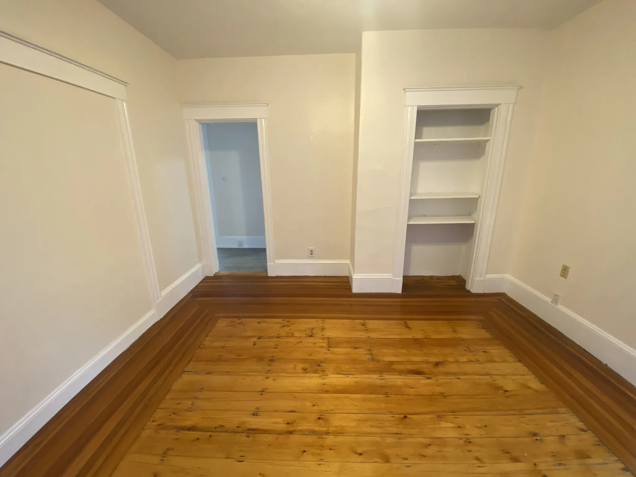 2.5 bed, 1 bath apartment for rent at 33 Everett Ave Unit 1, East Somerville — photo 6 of 23