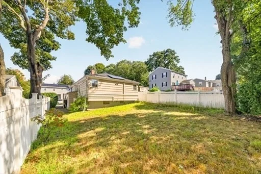 3 bed, 1 bath apartment for rent at 33 Fairchild Ave, Saugus — photo 29 of 31
