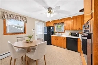 3 bed, 1 bath apartment for rent at 33 Fairchild Ave, Saugus — photo 7 of 31