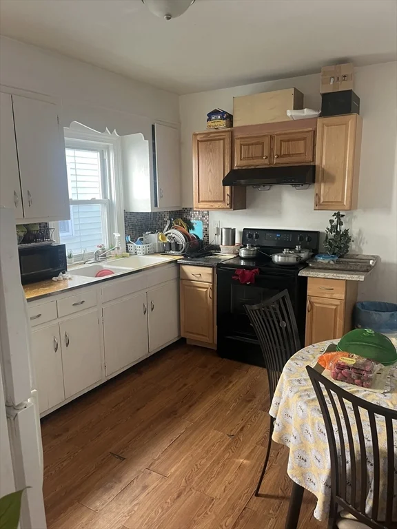 2 bed, 1 bath apartment for rent at 33 Fairmont St Unit 2, Malden — photo 1 of 7
