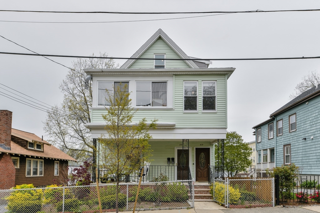 4 bed, 2 bath apartment for rent at 33 Farragut Aveune Unit 2, West Somerville — photo 16 of 18