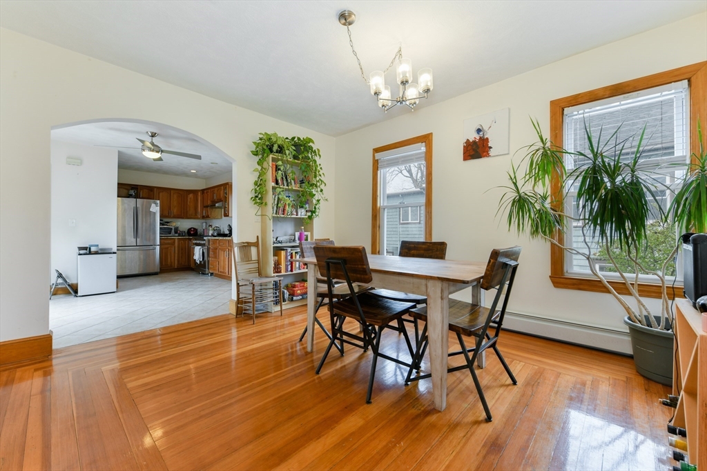 4 bed, 2 bath apartment for rent at 33 Farragut Aveune Unit 33 B, West Somerville — photo 7 of 18